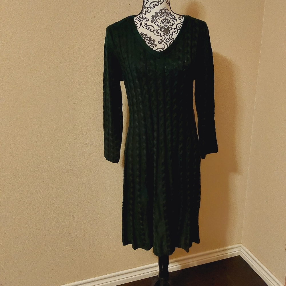 Dress green Hun size L Jessica Howard